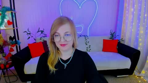 Alice online show from May 24, 11:28 am