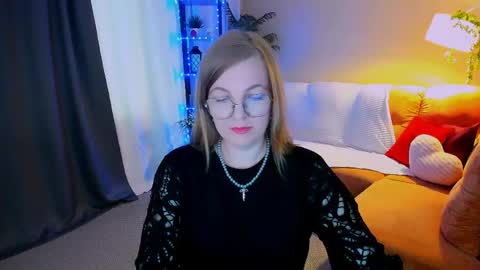 Alice online show from May 11, 9:38 am