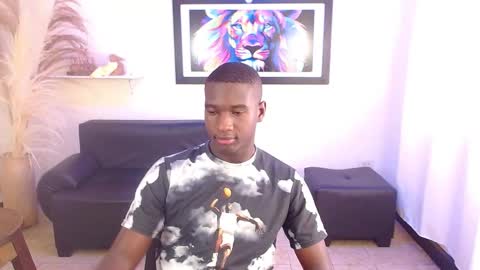 Simon online show from March 6, 4:07 pm