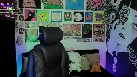    rawr   Anne Independent model      online show from November 19, 1:16 am