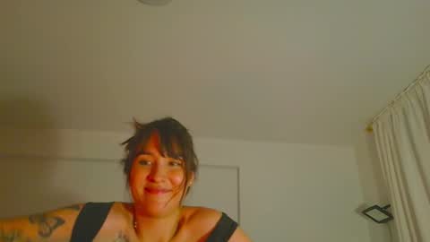 Yulienne online show from March 7, 1:27 am