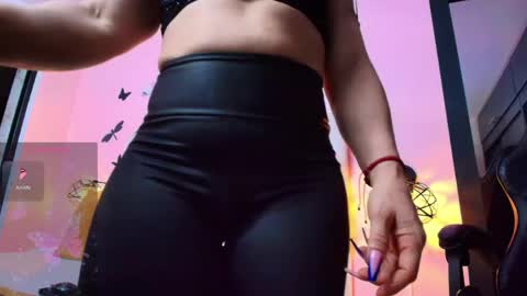 Yulina online show from May 1, 10:48 pm
