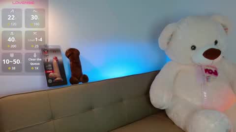 Yuli and SaraIndependent model online show from January 13, 4:53 am