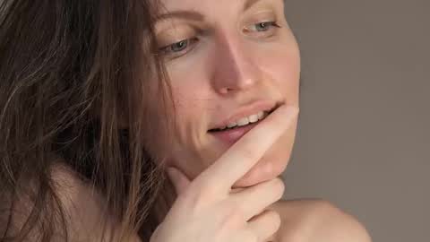 yulla dao online show from February 17, 4:39 pm