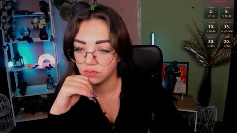 yume_sakura_ online show from December 2, 6:45 am