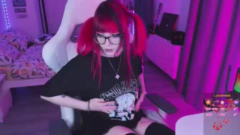 Yumi 3 online show from February 10, 4:54 pm