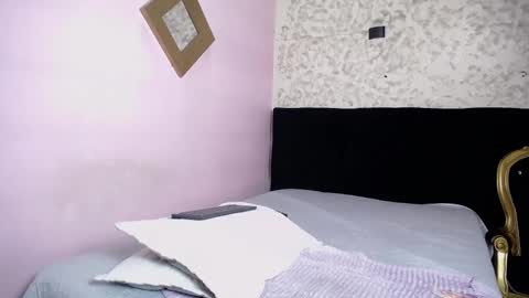 YumiViolet online show from February 13, 4:38 am