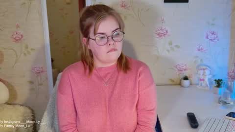 Snapshot of yumm_lolly chatting on October 23, 6:20 pm Polly online show from October 23, 6:20 pm