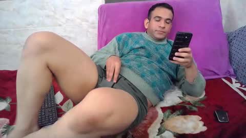 yummerboy online show from February 9, 3:21 am