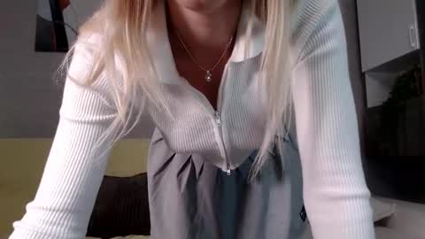 you babe online show from February 25, 8:07 am