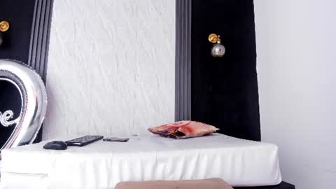 Yummyduo online show from July 29, 11:10 am