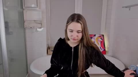 Emily online show from February 23, 4:53 pm