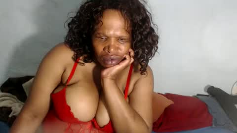 yummytittsxx online show from December 14, 2:07 am