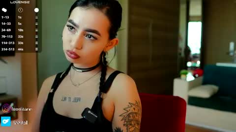 yuna_leen online show from July 25, 10:46 am