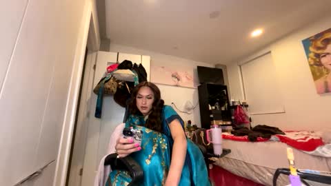 BbyTSSLut online show from April 16, 4:34 am