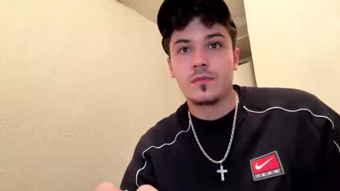 yungstudbev online show from September 21, 5:11 am