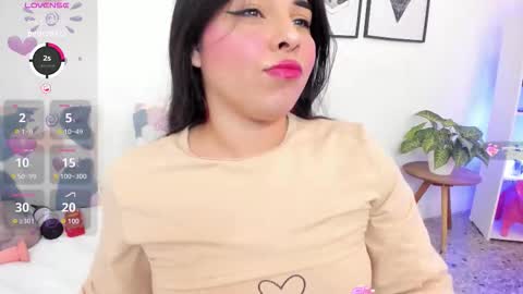 Yunna online show from October 19, 11:48 am