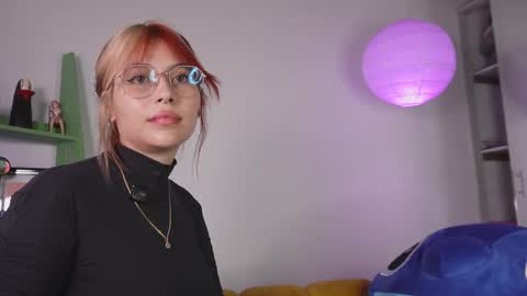 yunorose_ online show from December 19, 5:03 am