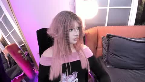 Yuri Kay online show from June 12, 9:58 pm
