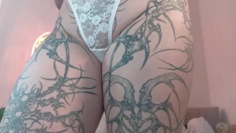 Hi My name Yuriko online show from April 6, 9:21 am