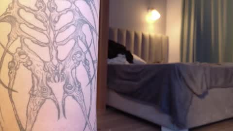 Hi My name Yuriko online show from September 11, 4:19 pm