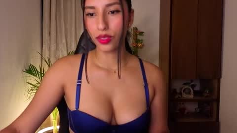 yuzii Im new to these pages so I hope you guys are kind to me. online show from March 10, 2:38 am