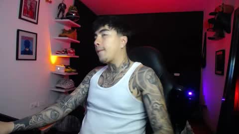 zac_muller1 online show from October 15, 5:00 am