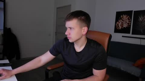 ZACK GILLIAN online show from May 22, 2:40 am