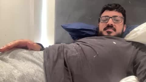 Snapshot of zakariyarashid545 chatting on September 10, 11:33 am Zak27 online show from September 10, 11:33 am