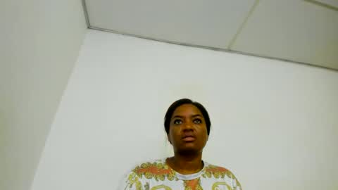 Snapshot of zamara__ chatting on March 8, 11:37 am Zamara   online show from March 8, 11:37 am