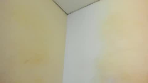 Snapshot of zamara__ chatting on February 24, 12:37 pm Zamara   online show from February 24, 12:37 pm