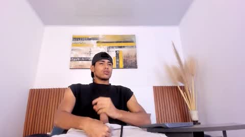 Zander online show from October 18, 1:48 pm