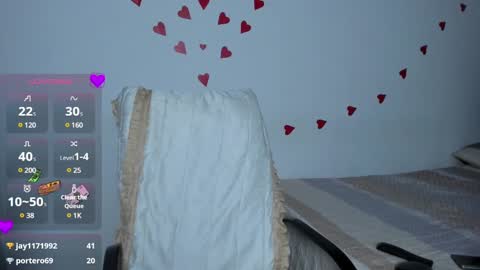 Snapshot of zandra_kiman chatting on February 25, 1:09 am Zandra online show from February 25, 1:09 am