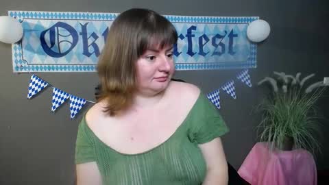 zannadreil online show from October 2, 8:07 pm