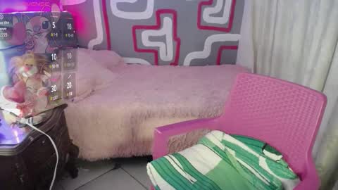 Zara online show from March 14, 3:10 am