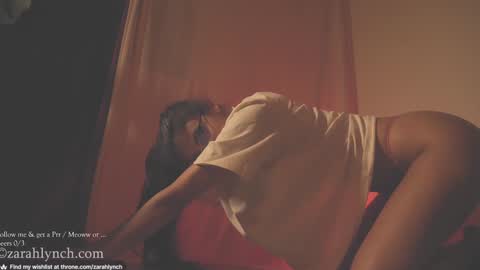 Miss Lynch   Next show  2911 online show from January 13, 4:50 am