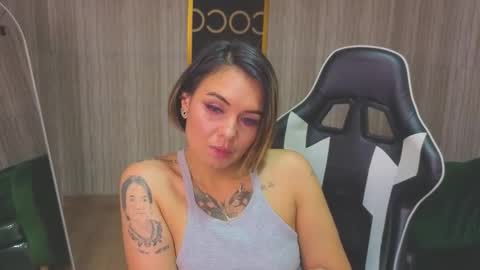 Isabella online show from February 1, 1:19 pm