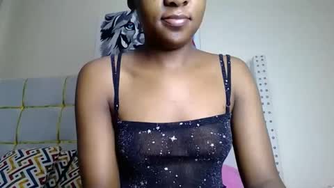 zariah online show from July 12, 10:02 pm