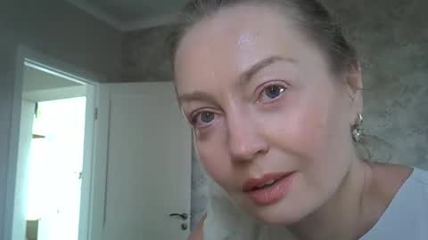 Zarina Swift online show from June 7, 7:13 am