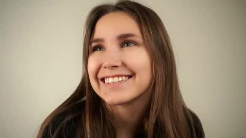 Emilia online show from September 27, 1:14 am