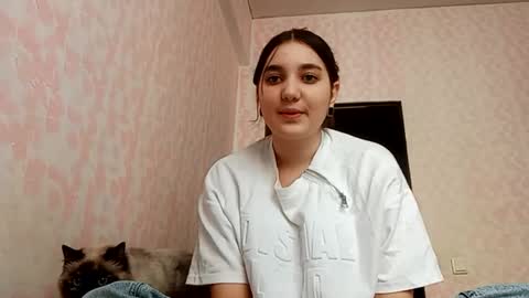 zeniabrossoit online show from February 21, 8:17 am