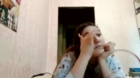 zeniabrossoit online show from May 7, 11:39 am