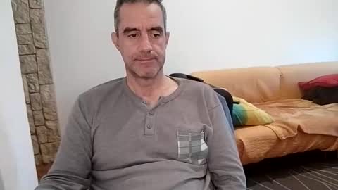 zenikk online show from October 12, 6:39 am