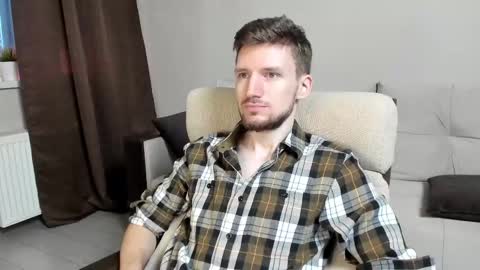 Andrew online show from February 12, 7:44 am