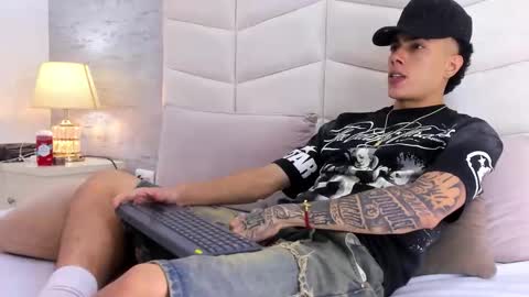 Sebas online show from October 12, 4:27 am