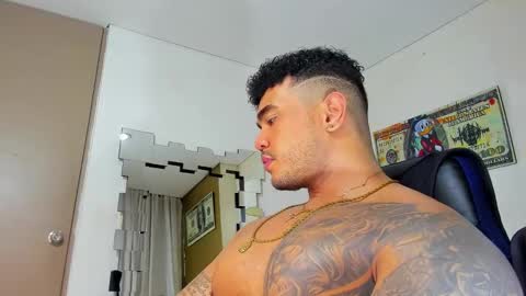 zeus strong online show from January 13, 1:02 am