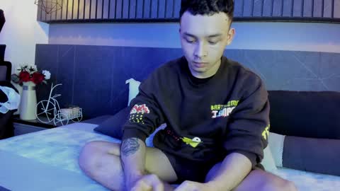 zeus online show from February 3, 2:58 am