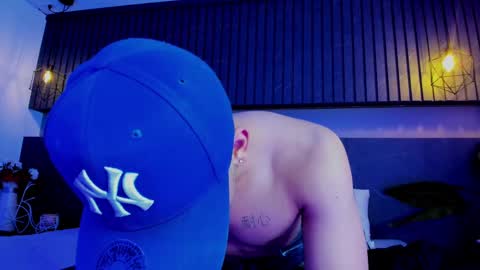 zeus online show from February 11, 6:40 am