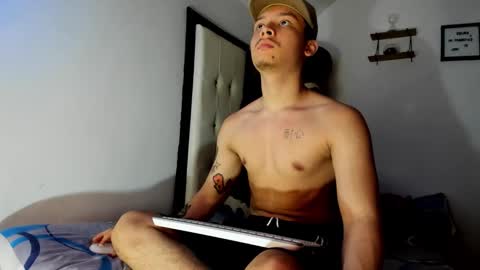 zeus online show from October 24, 9:37 pm