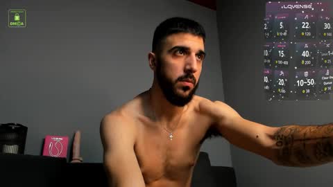 ZEYN online show from November 5, 12:18 pm